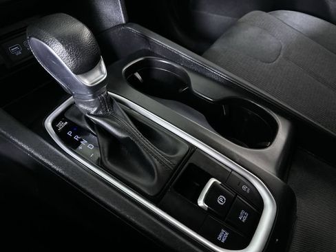 Used 2020 Hyundai Santa Fe SEL FWD image 16