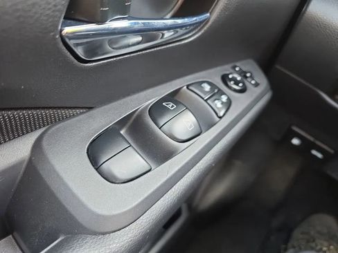 Used 2024 Nissan Kicks SV image 22