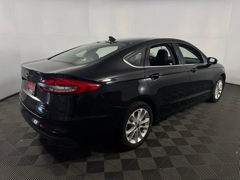 Used 2020 Ford Fusion SE image 8