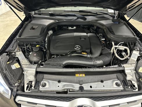 Used 2020 Mercedes-Benz GLC 300 4MATIC image 34