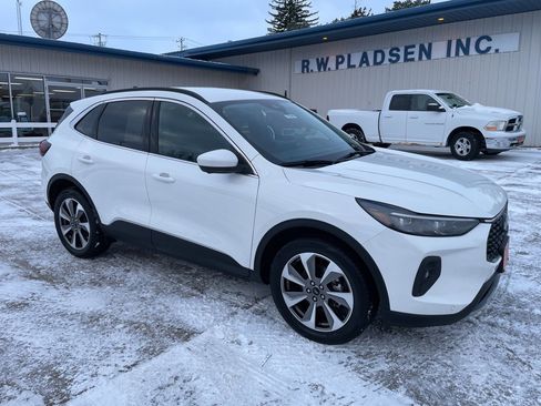 Used 2024 Ford Escape Platinum image 22