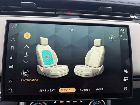 Used 2023 Land Rover Range Rover Long Wheelbase SE image 20