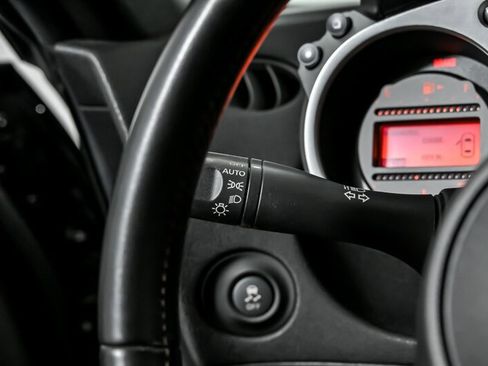 Used 2013 Nissan 370Z NISMO RWD image 22