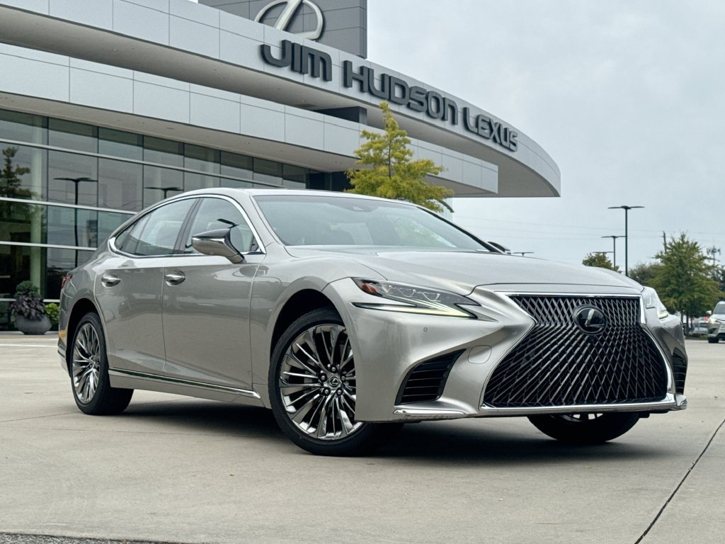 Used 2018 Lexus LS 500 w/ Interior Upgrade Package RWD image 2