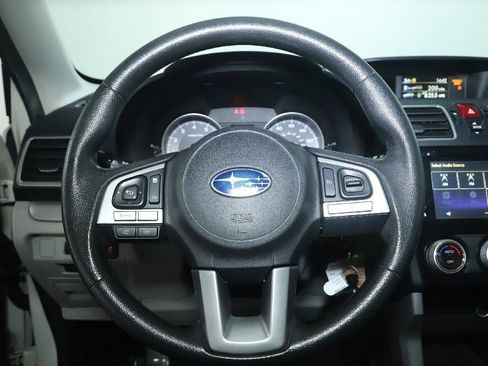 Used 2017 Subaru Forester 2.5i Premium w/ All-Weather Package image 23