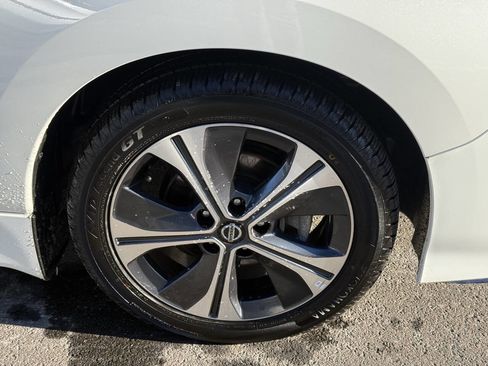 Used 2021 Nissan Leaf SL Plus image 33