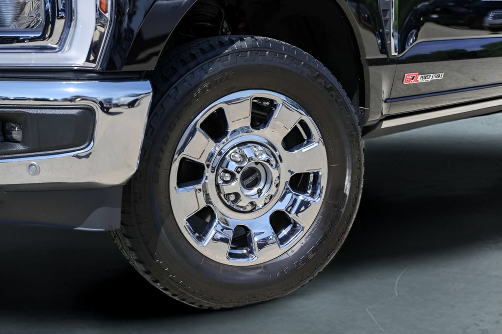 Used 2025 Ford F250 King Ranch w/ Chrome Package AWD/4WD image 4
