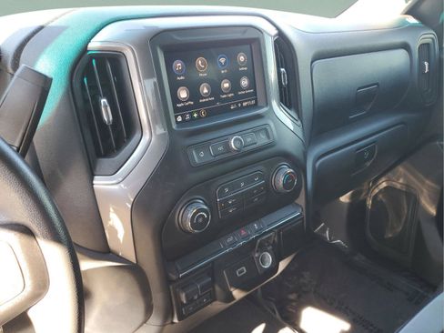 Used 2020 Chevrolet Silverado 1500 Custom w/ Custom Value Package AWD/4WD image 21