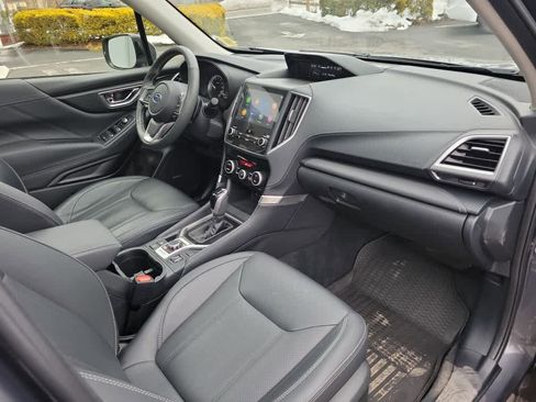 Used 2024 Subaru Forester Touring image 28