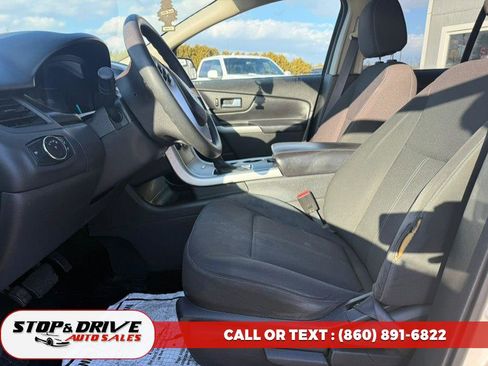 Used 2013 Ford Edge SE image 15