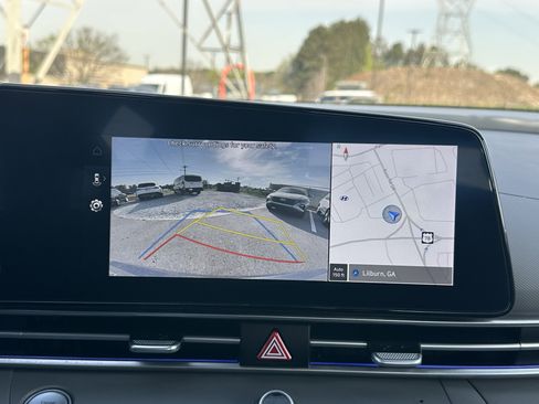 Used 2024 Hyundai Elantra SEL image 29