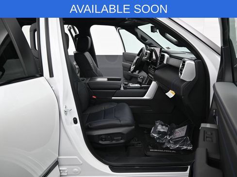 Used 2025 Toyota Sequoia Platinum AWD/4WD image 13