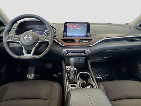 Used 2023 Nissan Altima 2.5 SV AWD/4WD image 29