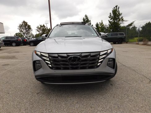 Used 2024 Hyundai Tucson Limited AWD/4WD image 3