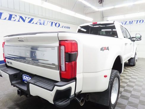 Used 2025 Ford F450 Platinum w/ Platinum Plus Package image 4