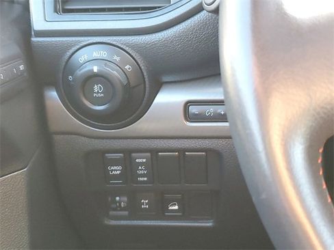 Used 2021 Nissan Titan PRO-4X w/ Pro-4x Convenience Package image 25