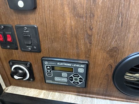 Used 2019 Ford E-450 and Econoline 450 Super Duty w/ Motorhome Prep Package RWD image 49