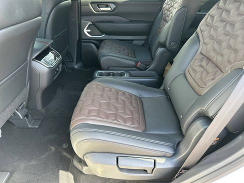 New 2026 Nissan Armada Platinum w/ Convenience Package AWD/4WD image 24