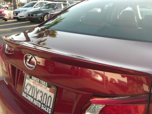 Used 2009 Lexus IS 250 AWD image 16