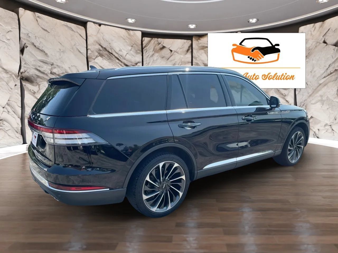 Used 2020 Lincoln Aviator Reserve w/ Equipment Group 202A AWD/4WD image 12