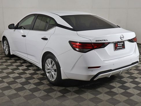 Used 2024 Nissan Sentra S image 6