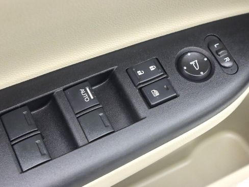 Used 2017 Honda Accord LX image 23
