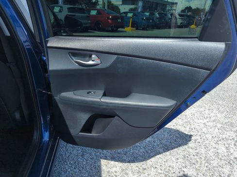 Used 2021 Kia Forte LXS FWD image 29