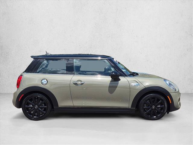 Used 2019 MINI Cooper S w/ Signature Upholstery Package FWD image 4