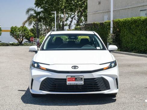 Used 2025 Toyota Camry LE w/ Convenience Package FWD image 2
