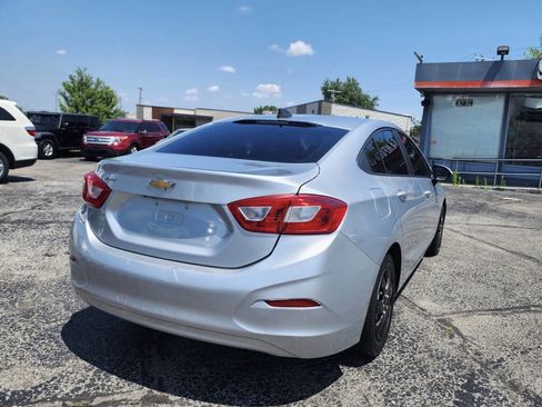 Used 2017 Chevrolet Cruze LS image 6