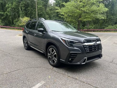Used 2024 Subaru Ascent Touring AWD/4WD image 1