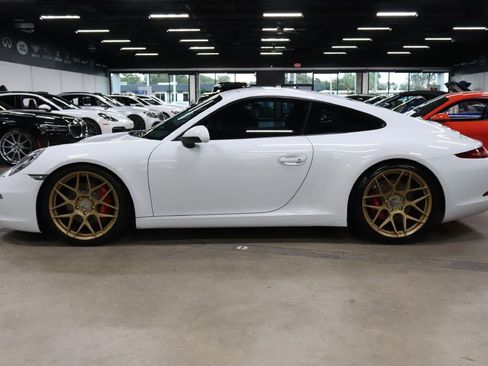 Used 2013 Porsche 911 Carrera S image 2