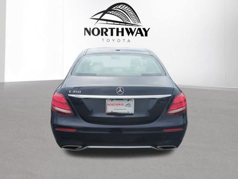 Used 2020 Mercedes-Benz E 350 Sedan image 4