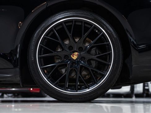 Used 2020 Porsche Panamera 4S AWD/4WD image 12
