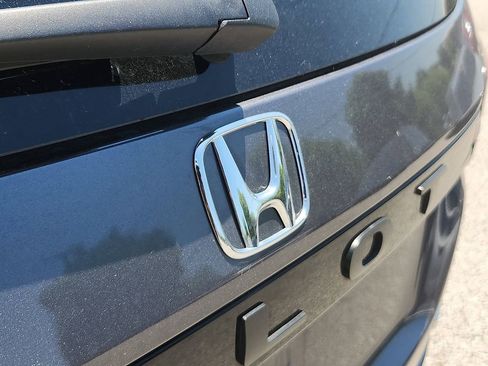 Certified 2025 Honda Pilot Touring image 27