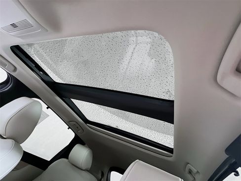 Used 2024 MAZDA CX-90 Plug-In Hybrid w/ Premium Plus image 19