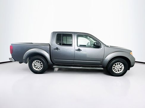 Used 2019 Nissan Frontier SV image 10