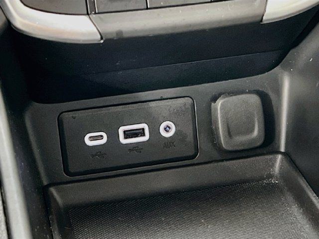 Used 2023 GMC Terrain SLE w/ Driver Convenience Package FWD image 20