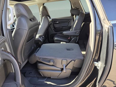 Used 2017 Chevrolet Traverse Premier w/ LPO, 'HIT The Road' Package image 17