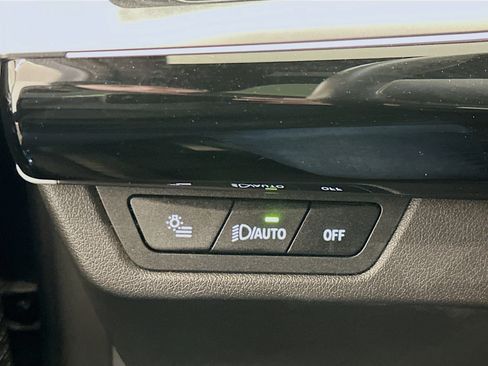 Used 2025 BMW X1 xDrive28i image 17