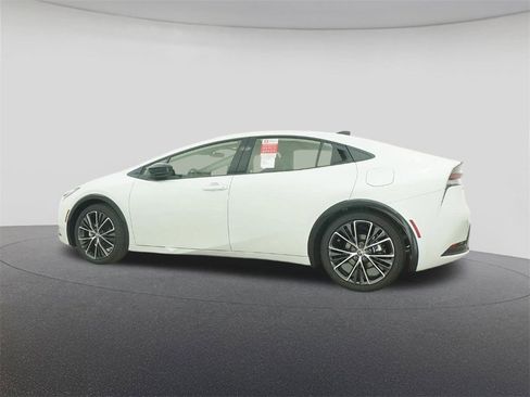 New 2026 Toyota Prius XLE image 20