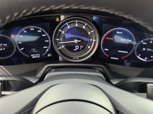 Used 2020 Porsche 911 Carrera image 21