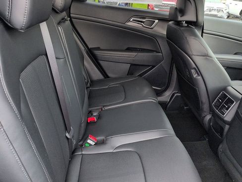 New 2026 Kia Sportage EX FWD image 8