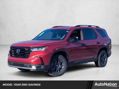 New 2025 Honda Pilot TrailSport