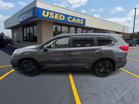 Used 2023 Subaru Ascent Onyx Edition image 8