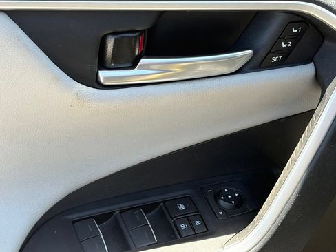 Used 2024 Toyota RAV4 Limited w/ Advanced Technology Package FWD image 7