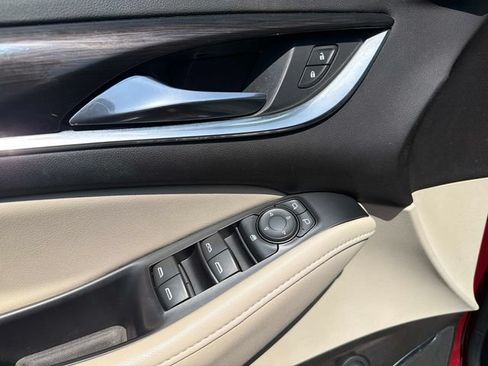 Used 2021 Buick Enclave Essence w/ Sound and Sites Package FWD image 18