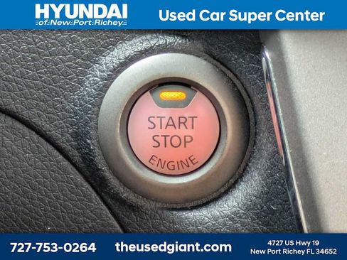 Used 2015 Nissan Sentra SV FWD image 29