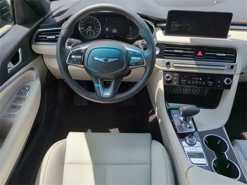 Certified 2025 Genesis G70 2.5T image 14