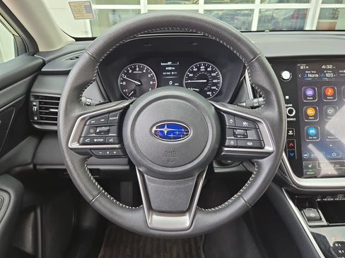 Used 2025 Subaru Outback Premium AWD/4WD image 20